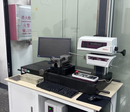 Height gauge measurement instrument
